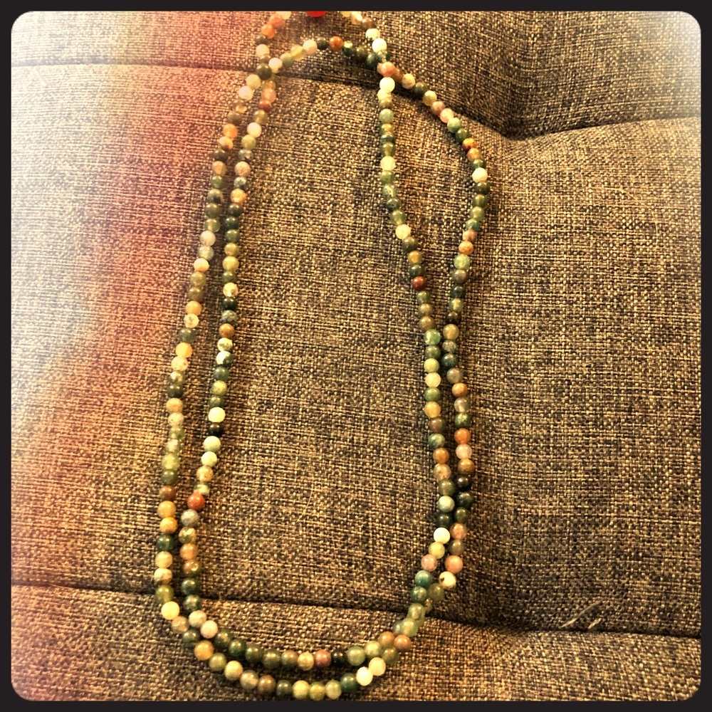 Doubles as a necklace or a bracelet